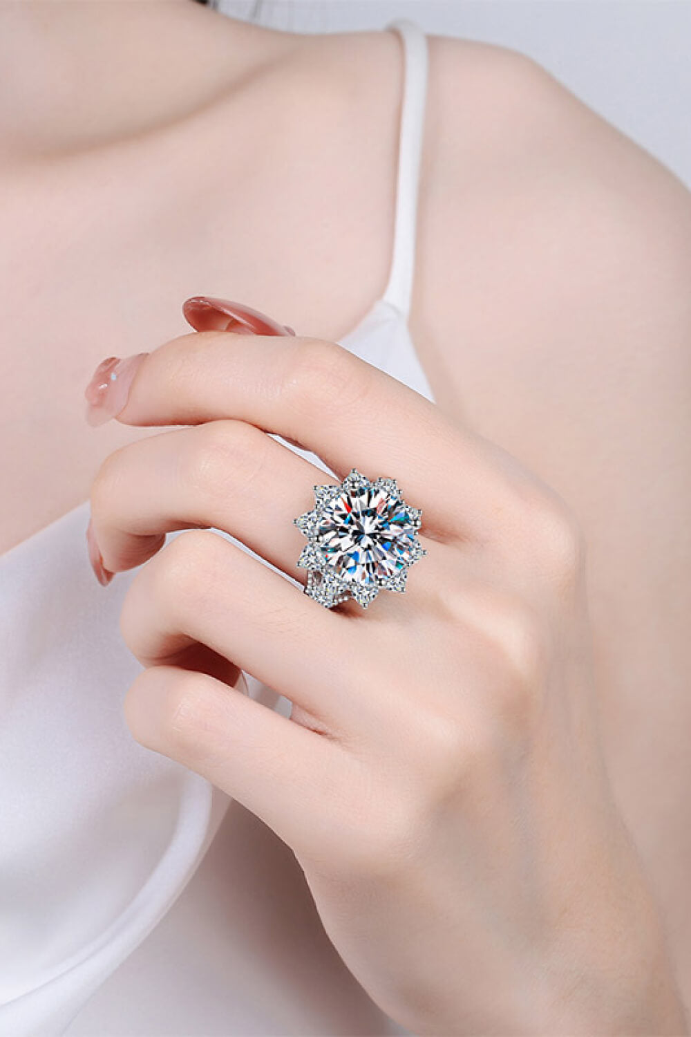 10 Carat Moissanite Flower-Shaped Ring for Women jewelry10-carat moissanite flower-shaped ring—elegant, sparkling, and perfect for gifts or adding a touch of glam to your look. Shop now at Allen Monsieur!